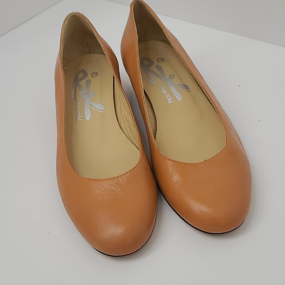 RECA Shoes - size 39